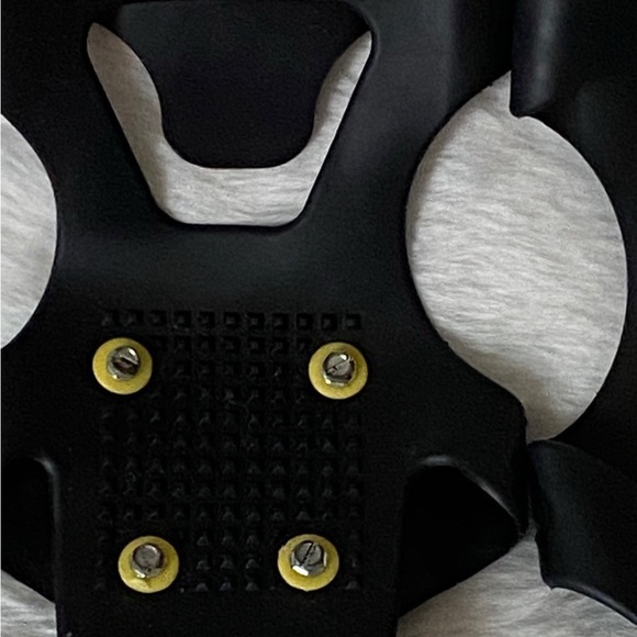 Ice Traction Slip Ons Over Shor Ice‎ Medium Men’s 5 1/2- 71/2 Women’s 7-8 - Picture 6 of 9